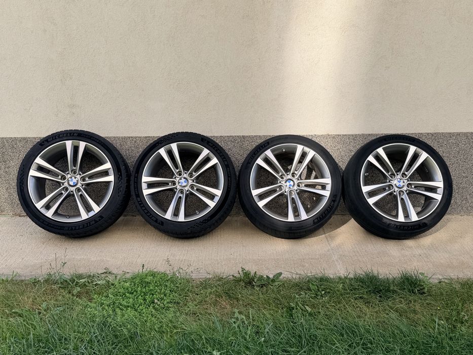 Vand Jante originale BMW R18 cu anvelope de vara