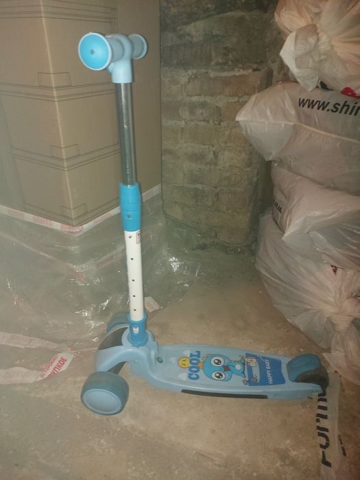 Самокат детский ..