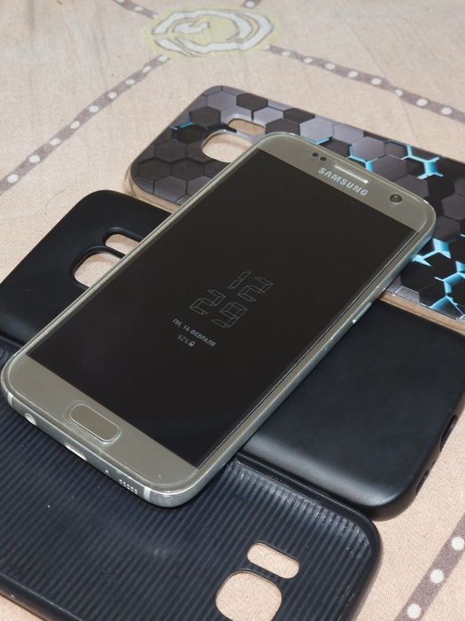 Продам Samsung s7