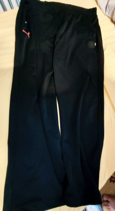 Pantaloni Puma Ferrari.