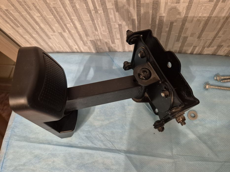 Кронштейн для телевизора