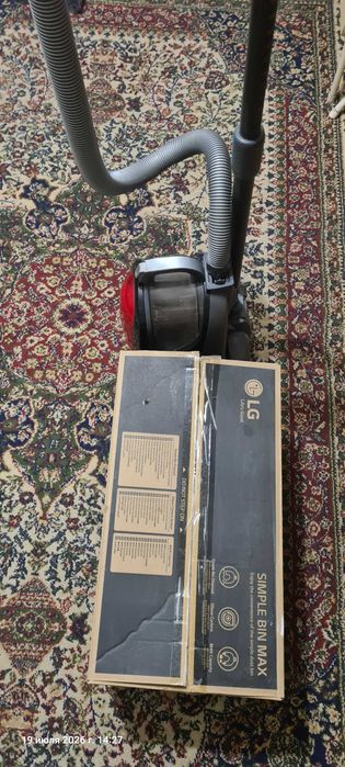 Пылесос LG 2000W