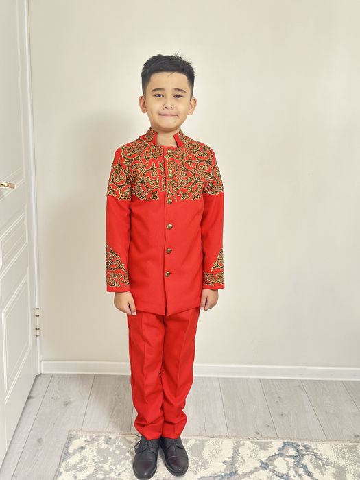 Прокат костюма для мальчика для торжеств