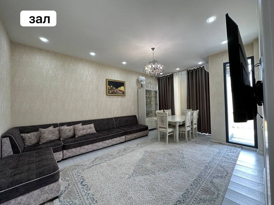 Hi Tech услубидеги участка срочно сотилади