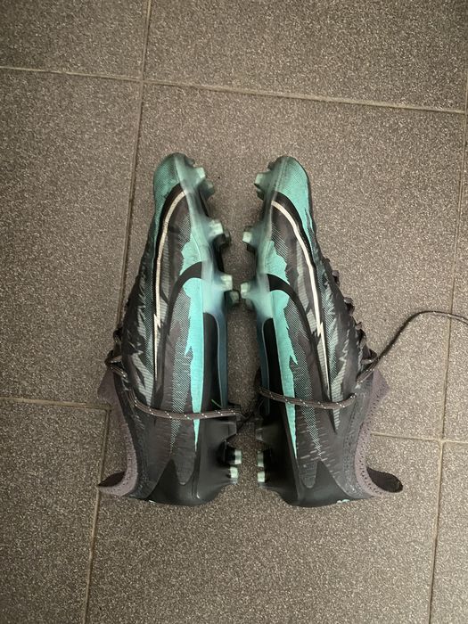 Бутонки на пумаа