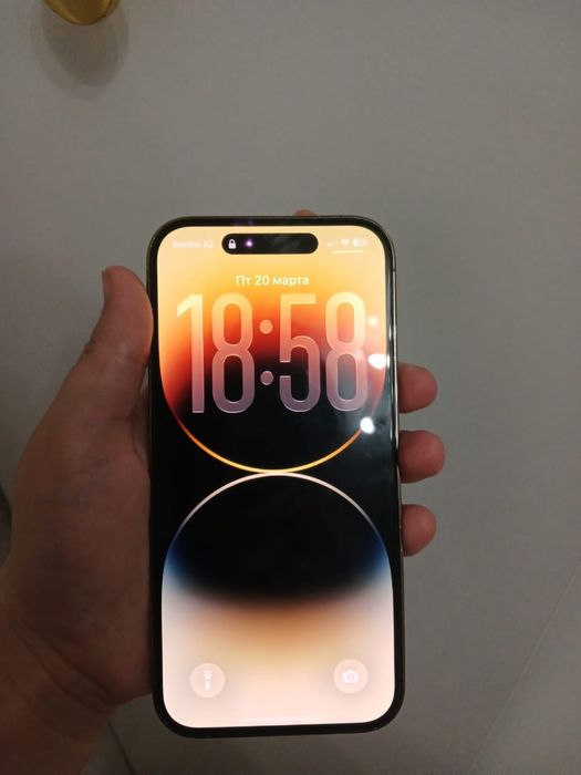 Продам Айфон 14 про