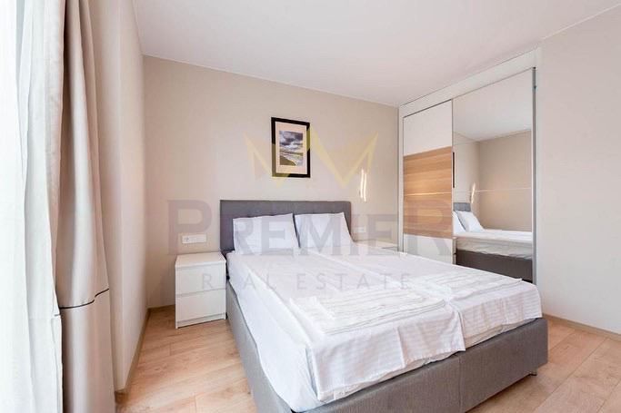 Дава се под наем Двустаен апартамент в Варна, Гръцка махала - 60 кв.м за 900 € - Снимка #3