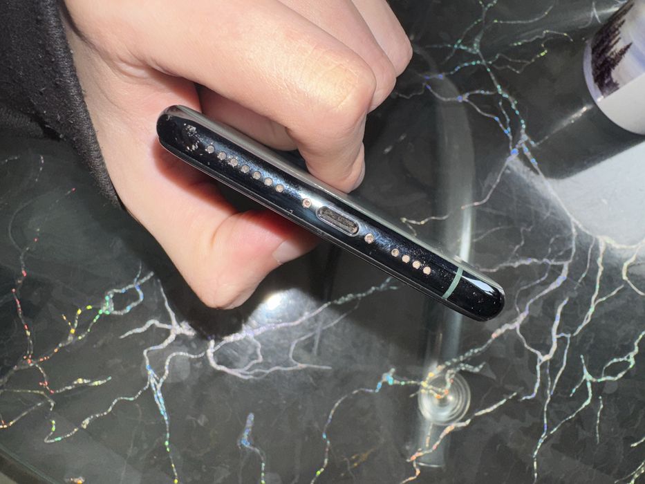 Продаю iphone 11 pro max