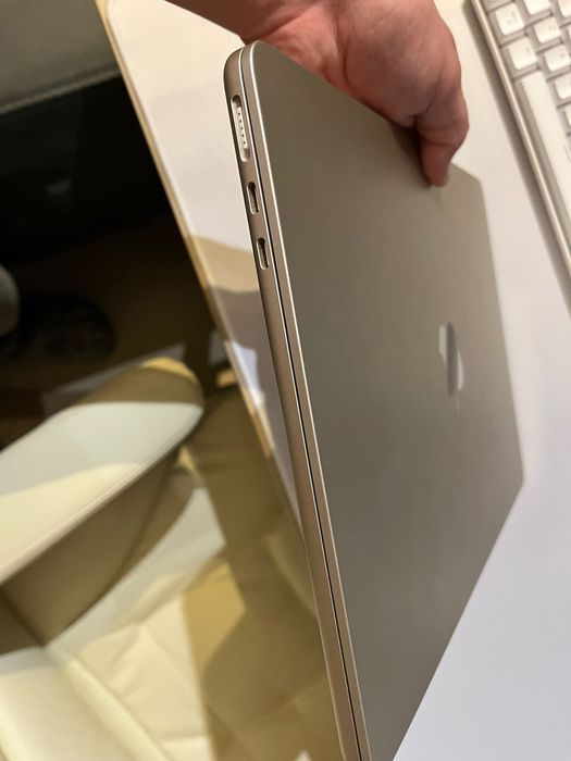 Macbook Air M2 16GB RAM Stare Impecabila ca nou