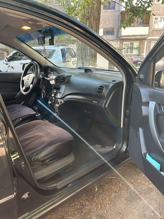 Продам авто Chevrolet Aveo (T250)