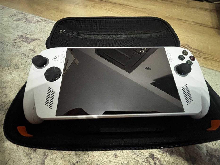 ROG Xbox Ally (2025)