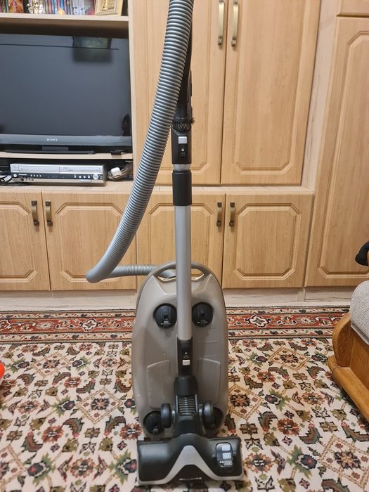 Vand aspirator Rowenta.