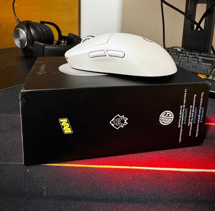 Mouse Gaming Logitech G Pro X Superlight Lightspeed Wireless White, ultra usor 60g