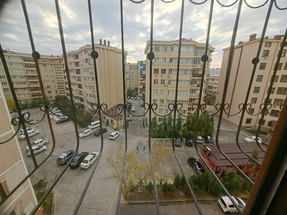 Уе озмики хамма шароеити бор