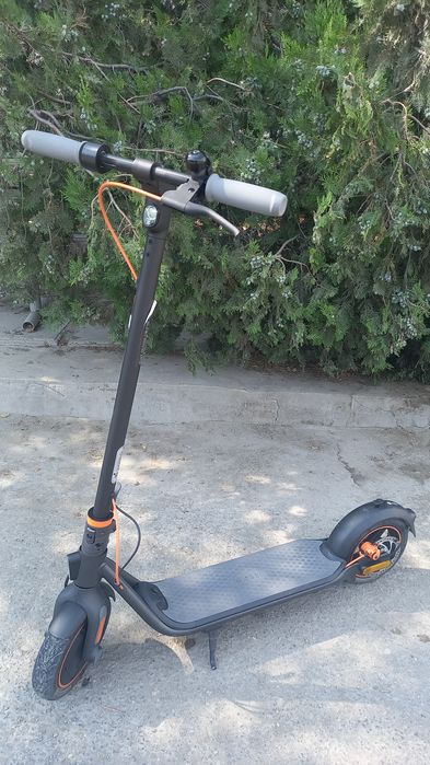 Электросамокат ninebot