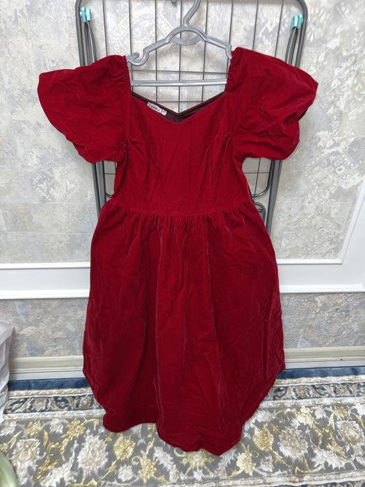 Вечерние платья 38-40 размеры