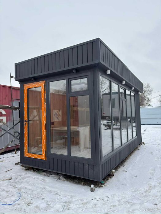 Киоск на базе контейнера 4*2,5
