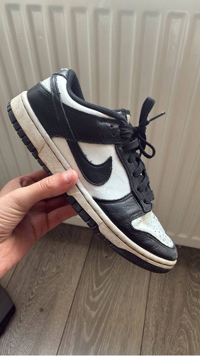 Adidasi balenciaga triple S marimea 43 nike dunk stare buna marimea 38.50 si 2 perechi de adidasi de fotbal sintetic 36/37