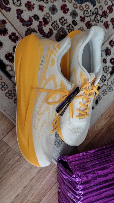 Продам кроссовки BMAI Pace 6.0