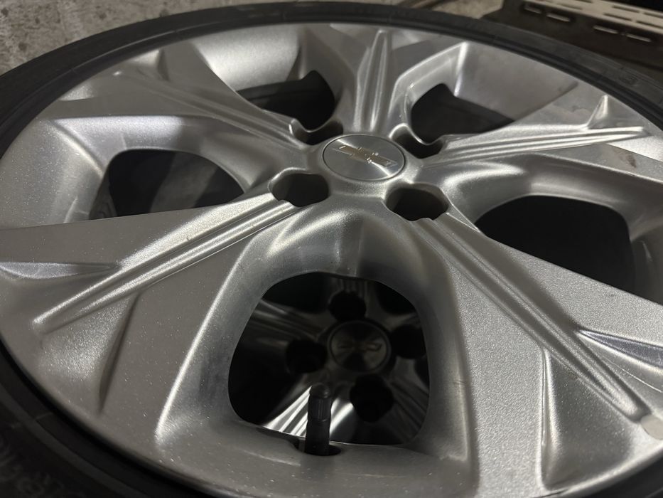 Onix Primer diska balon sotiladi