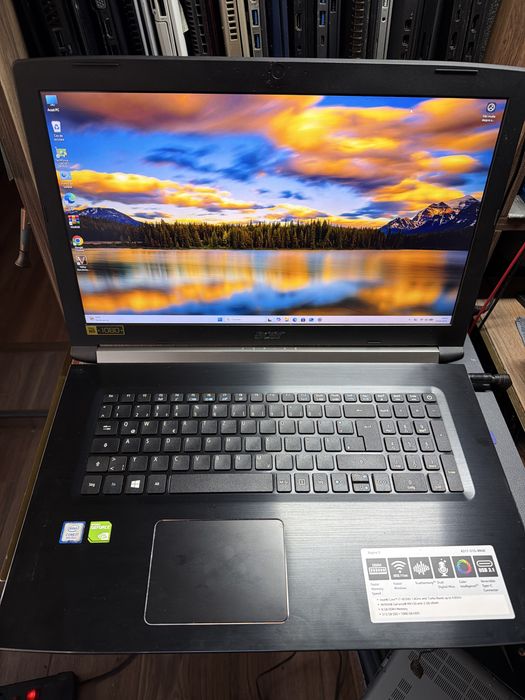 Laptop Acer Aspire i7 8gen 12g 256g nvme 1Tb nVidia 2g 17 FHD