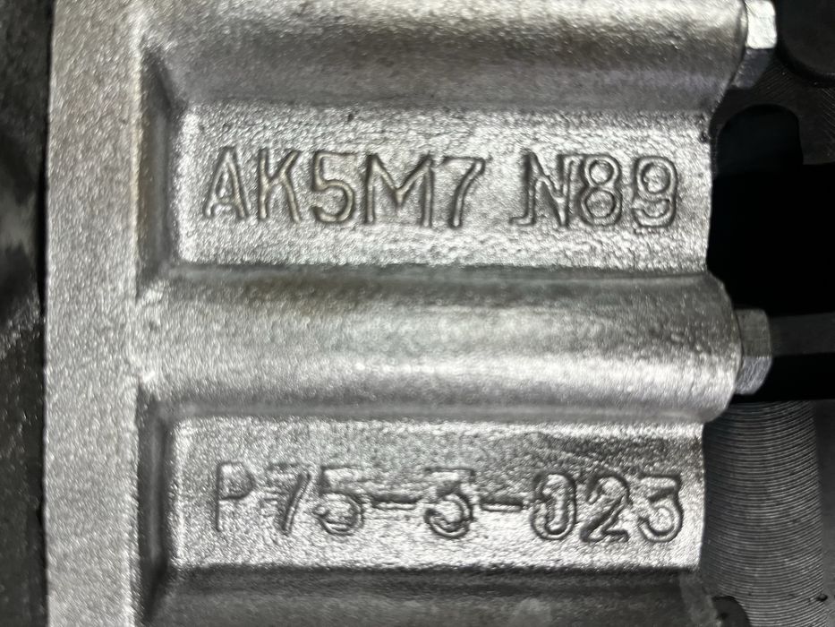 Гидрораспределитель Р-80 мтз