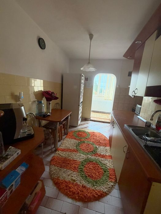 Închiriez apartament 2camere
