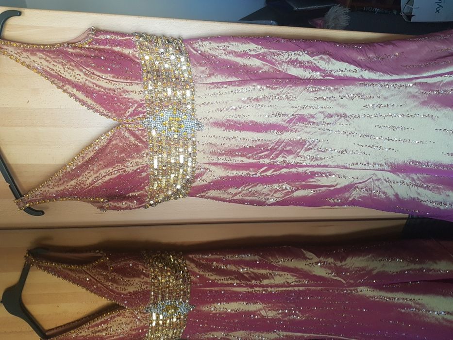 Rochie elegantă tip sirenă