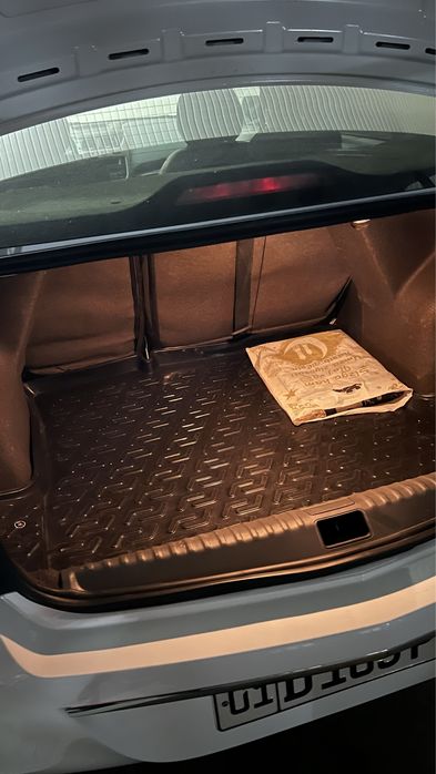 Chevrolet Cobalt 2021 — 3