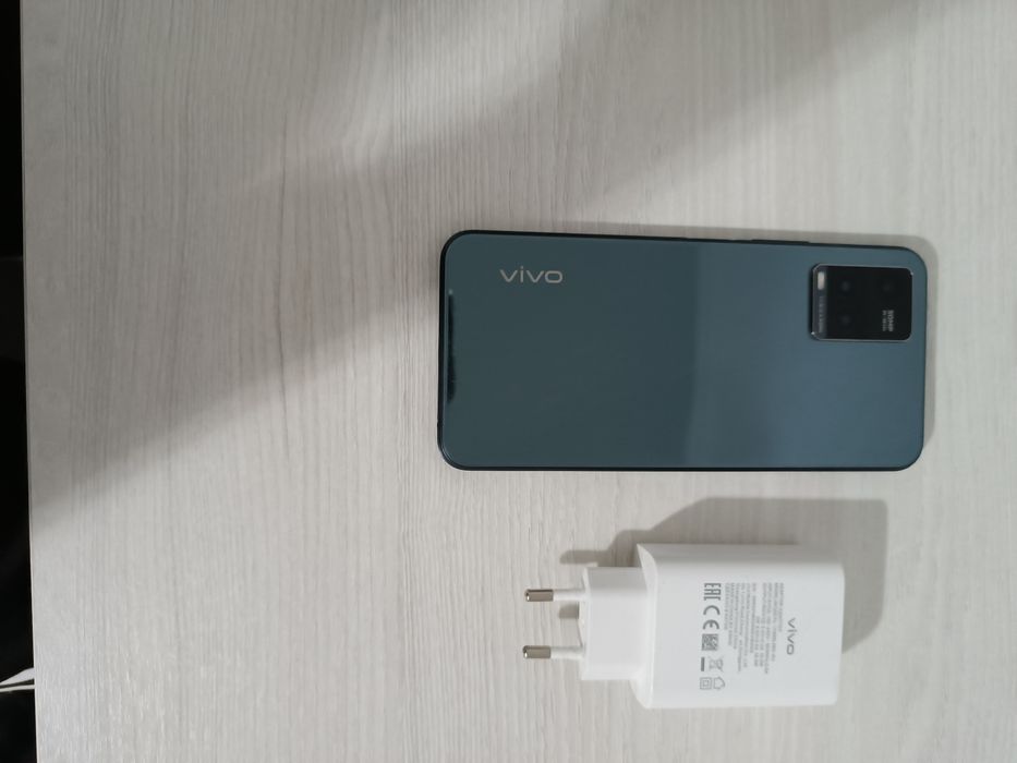 Продам виво Y33s на 128гб