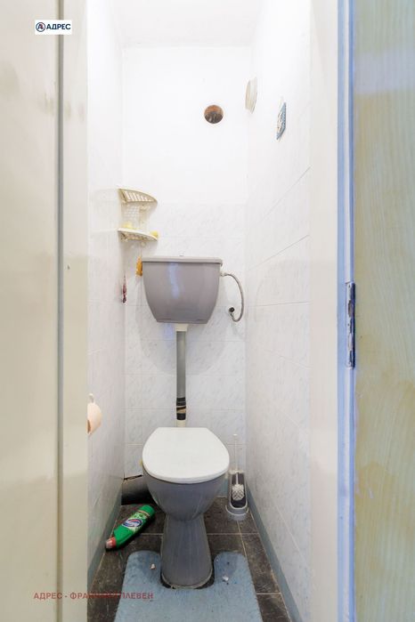 Продава се Етаж от къща в Плевен, 9-ти квартал - 97 кв.м за 1020 €/кв.м - Снимка #8