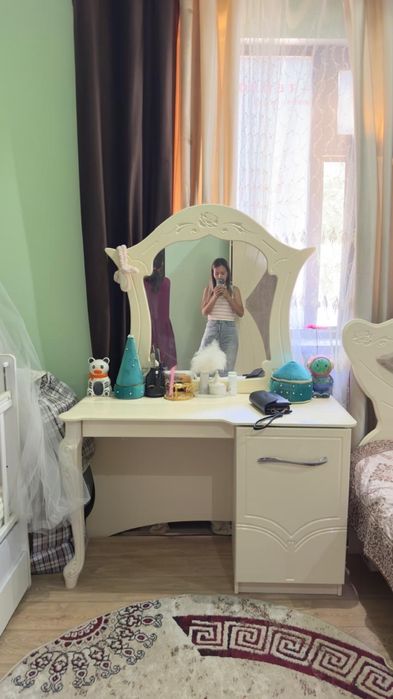 Спальный гарнитур 210 000