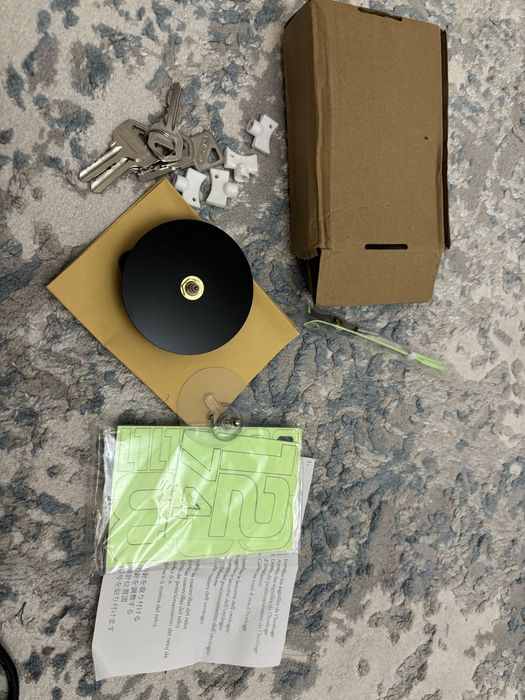 Продам Часы настенные Светятся в темноте Новые