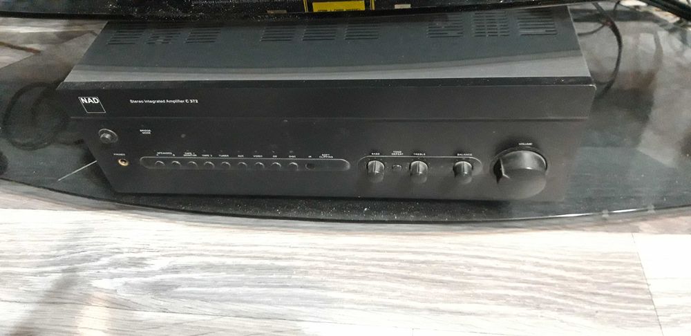 Усилитель NAD C372