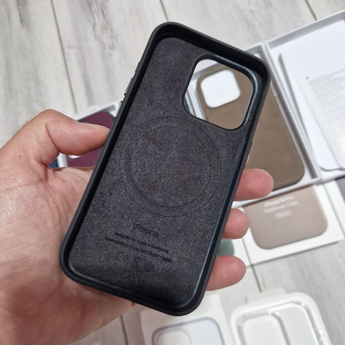 Huse Apple iPhone FineWoven Magsafe/Clear Magsafe seria 15 iPhone