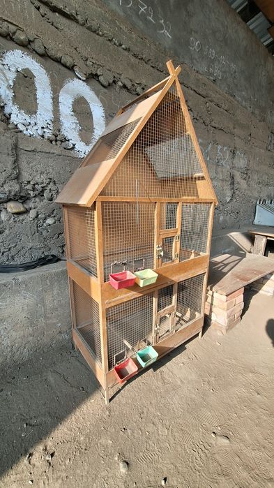 Qush uchun katak sotiladi