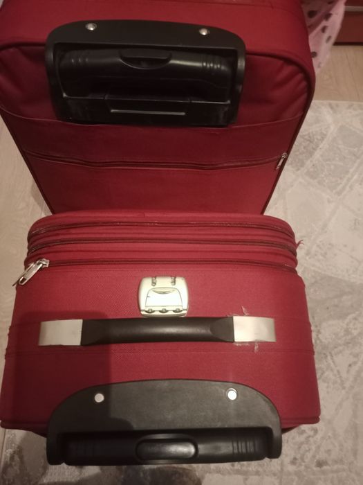 Продам чемодан состояние отличное