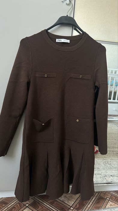 Платье ZARA, коричневая