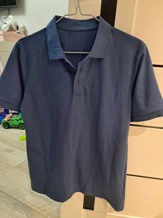 Футболка с воротником