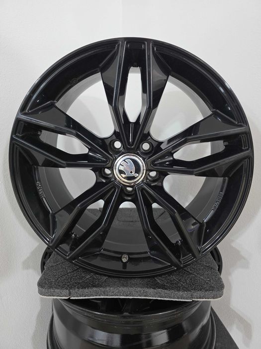 Jante 18 Skoda Karok Kodiak Octavia Superb VW Passat VW Tiguan Passat CC Arteon 5x112 57.1 8J et35