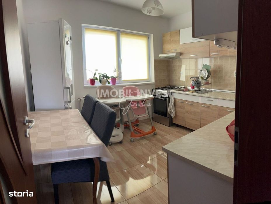 Superoferta! Casa 190 mp utili, 4 camere,3 bai, garaj!