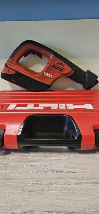 HILTI Акумулаторен Саблен Трион WSR36-A 36V.