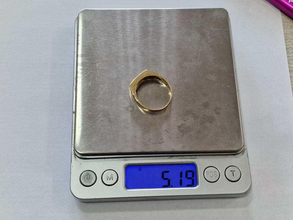 Златен пръстен 8К / 5,19 гр.