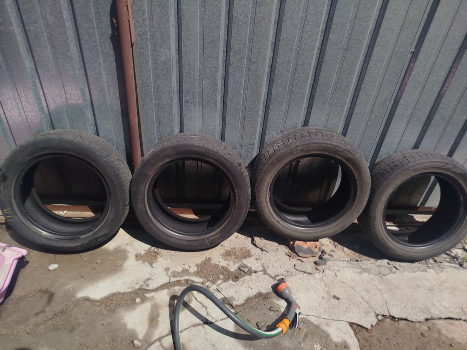 Продам шины б/у хорошее состояние