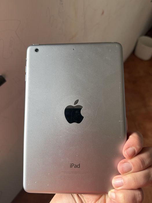 Ipad mini model A1499 pentru piese