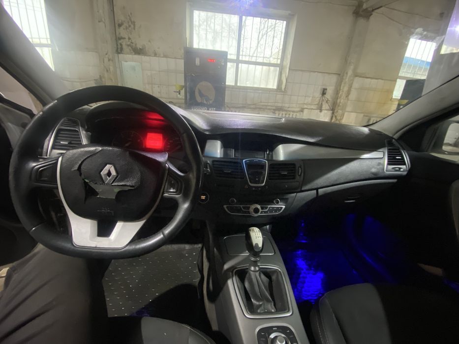 Продам Рено лагуна 3 Renault Laguna III