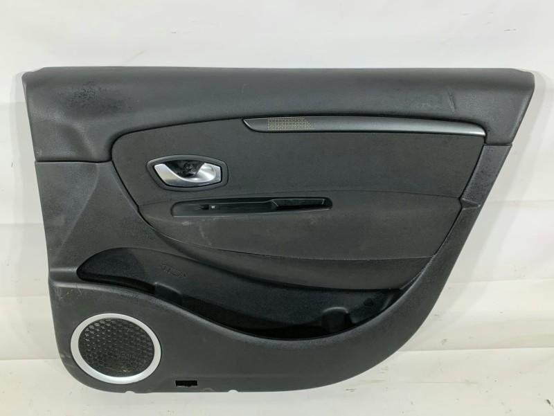 Fata usa interioara dreapta fata Renault Grand Scenic 3 809000459R Hat