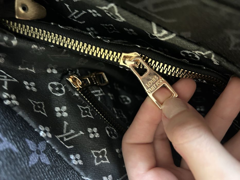 Geanta louis vuitton