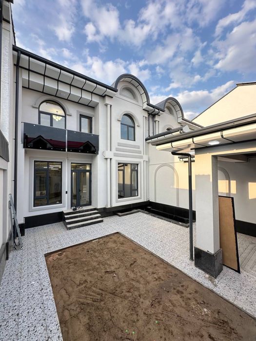 Срочно сергели хонобод тараккиёт махалла 2 сотх 5 хона+2та холл