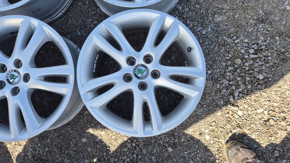 Оригинални джанти Шкода 5/100 Skoda Fabia 5x100